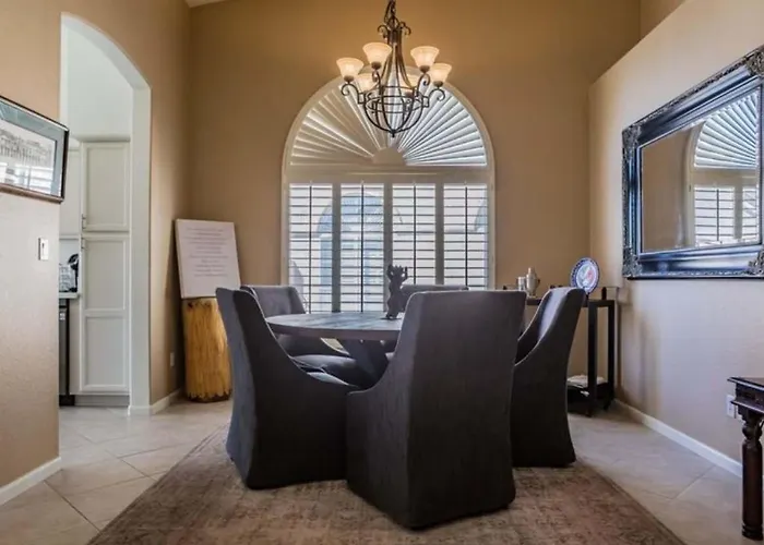 Charming 2br In Prime Location Holiday home Scottsdale