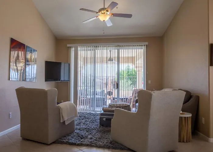 Holiday home Charming 2br In Prime Location *