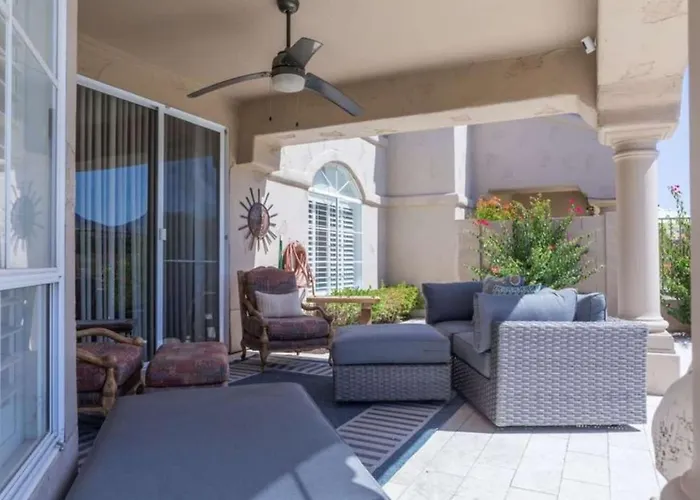 Holiday home Charming 2br In Prime Location
